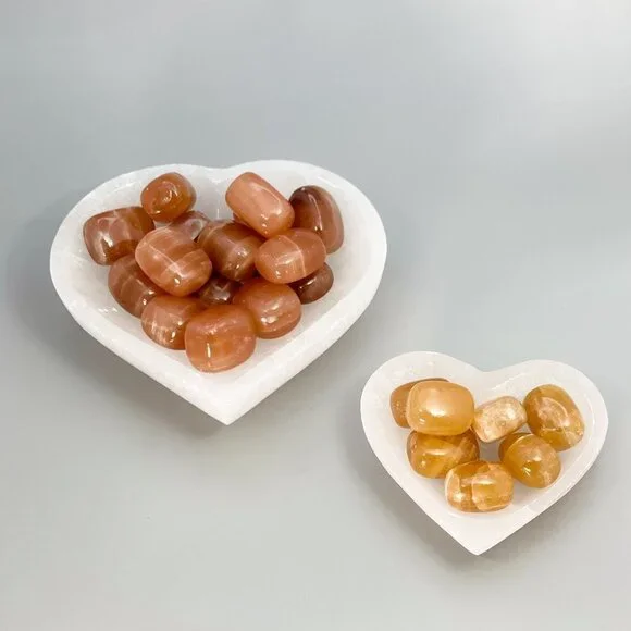 Heart Selenite Bowl, Crystal Charging Bowl, Gemstone Cleansing Bowl 3.5” Wide - Picture 5 of 5